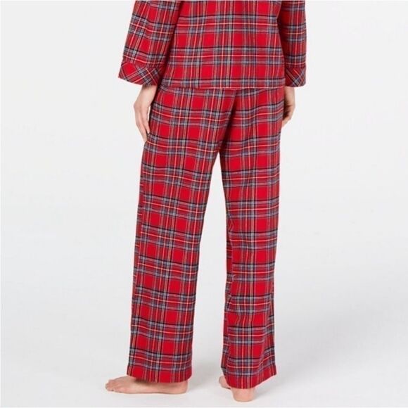 FAMILY PAJAMAS Matching Women's Brinkley Plaid Family Pajama Set - Picture 5 of 13